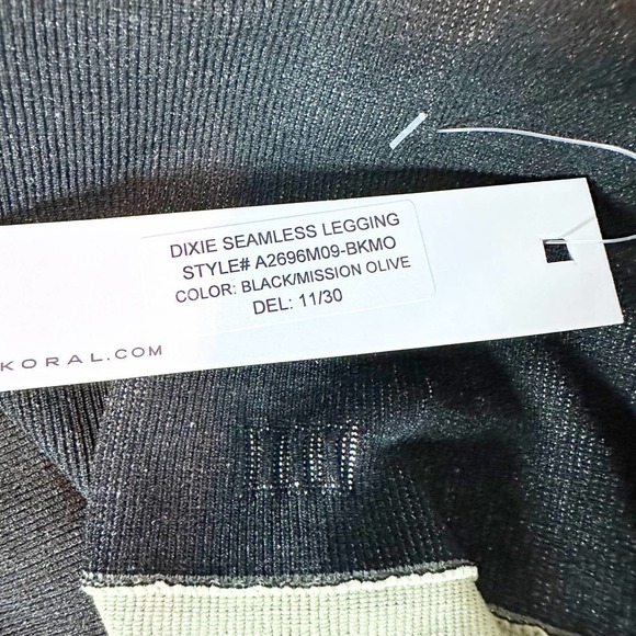 Koral Dixie Seamless Leggings Size Small Black Olive - Picture 5 of 7